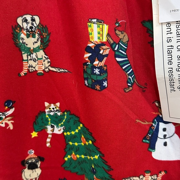 Old Navy 2 PC Pajamas Set Red Holiday dog cat Christmas tree gift Sz 6-8 - Picture 5 of 7